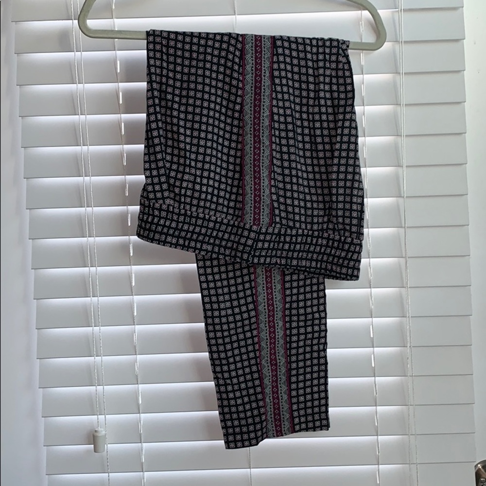 Rayon Patterned Pants - Picture 6 of 6